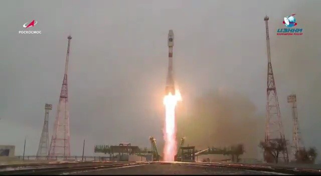 إضاءات روسيا تطلق قمرها الفضائي أركيتيكا ام 