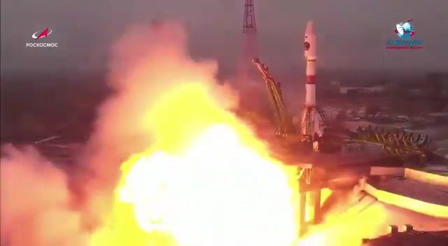 إضاءات روسيا تطلق قمرها الفضائي أركيتيكا ام 