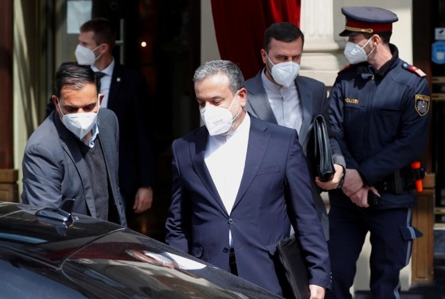 الملف النووي الإيراني  إضاءات