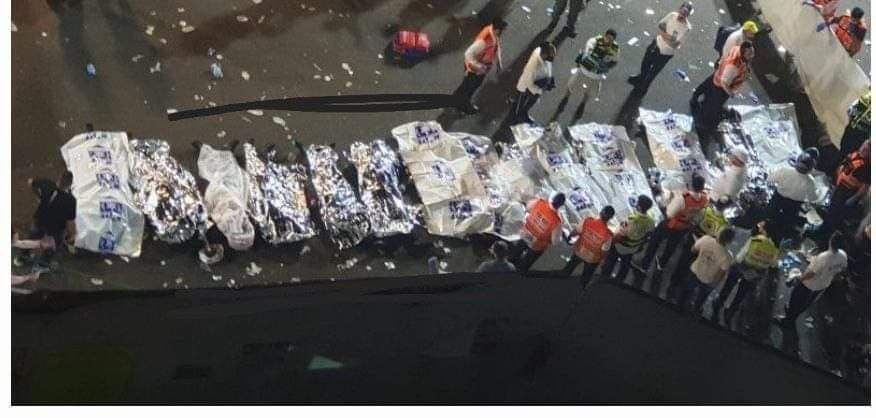 إضاءات انهيار جسر بالمستوطنين والمتدينين الإسرائيليين في جبل الجرمق بشمال فلسطين المحتلة