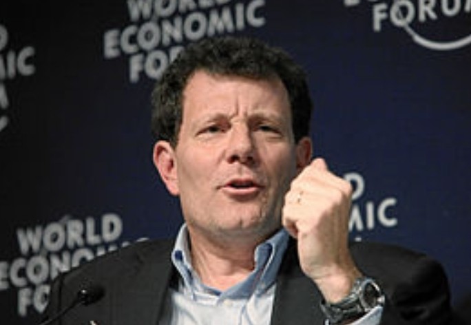 إضاءات نيكولاس كريستوف 