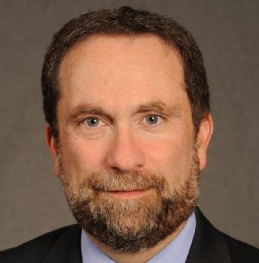 اضاءات  روبرت ساتلوف الفوز بوقف إطلاق النار في غزة: قرارات حاسمة لإدارة بايدن