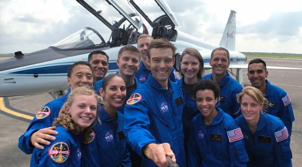 رائدات فضاء "ملونات" يحلقن في مهمات كونية